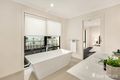 Property photo of 14 Manchester Crescent Bundoora VIC 3083