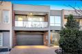 Property photo of 18 Brunswick Crescent Craigieburn VIC 3064
