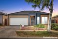Property photo of 30 Barleygrass Crescent Brookfield VIC 3338