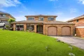 Property photo of 9 Chivell Close Endeavour Hills VIC 3802