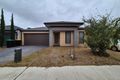 Property photo of 8 Ruby Road Cobblebank VIC 3338