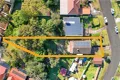 Property photo of 44 St Cloud Crescent Lake Heights NSW 2502