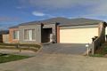 Property photo of 14 Edgecliff Close Taylors Hill VIC 3037