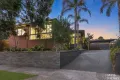 Property photo of 17 William Perry Close Endeavour Hills VIC 3802