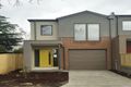 Property photo of 8 Toby Place Mooroolbark VIC 3138