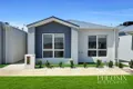 Property photo of 10 Queenscliff Walk Tarneit VIC 3029