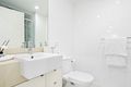 Property photo of 6 Amalfi Drive Wentworth Point NSW 2127