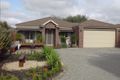 Property photo of 13 Dryandra Place Cranbourne VIC 3977