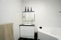 Property photo of 2/294 Jasper Road McKinnon VIC 3204