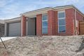 Property photo of 22 Meadowlea Crescent Pakenham VIC 3810