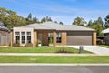 Property photo of 6 Winlaton Way Woodend VIC 3442