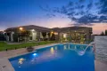 Property photo of 4 Pine Valley Crescent Luddenham NSW 2745