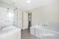 Property photo of 1/3 Springwater Drive Drouin VIC 3818