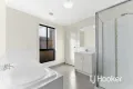 Property photo of 1/3 Springwater Drive Drouin VIC 3818
