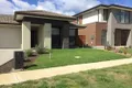 Property photo of 8 Lachie Grove Point Cook VIC 3030
