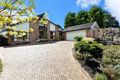 Property photo of 2 Greenleaf Court Eltham North VIC 3095