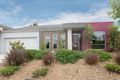 Property photo of 8 Fallingwater Drive Pakenham VIC 3810