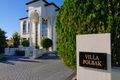 Property photo of 2 King Arthurs Court Paradise Point QLD 4216
