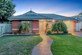 Property photo of 8 Crossdale Green Craigieburn VIC 3064