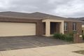 Property photo of 16 Landcox Way Caroline Springs VIC 3023