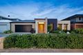 Property photo of 13 Wetlands Boulevard Williams Landing VIC 3027