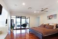 Property photo of 10 Harbourvue Court Helensvale QLD 4212