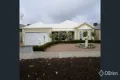 Property photo of 13 Cuthbert Drive Hillside VIC 3037