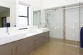 Property photo of 2/2 Comore Drive Varsity Lakes QLD 4227