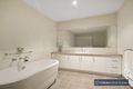 Property photo of 4 Sunline Terrace Pakenham VIC 3810
