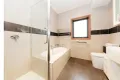 Property photo of 21B Kingsley Grove Mount Waverley VIC 3149