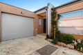 Property photo of 2/17 Lindsay Court Melton VIC 3337