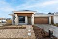 Property photo of 40 Riland Boulevard Tarneit VIC 3029