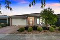 Property photo of 21 Peppertree Parade Craigieburn VIC 3064