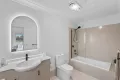 Property photo of 33 Scrub Road Carindale QLD 4152