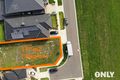 Property photo of 16 Yamba Close Cranbourne North VIC 3977