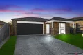 Property photo of 11 Alapont Close Pakenham VIC 3810