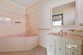 Property photo of 10 Heatherbrae Crescent Sunbury VIC 3429