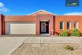 Property photo of 8 Bevan Lane Craigieburn VIC 3064