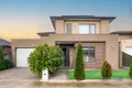 Property photo of 32 Holbrook Crescent Kalkallo VIC 3064