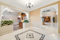 Property photo of 10 Leeds Close Arundel QLD 4214