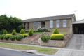 Property photo of 15 Simmonds Place Endeavour Hills VIC 3802