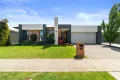 Property photo of 13 Page Court Sale VIC 3850