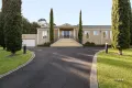 Property photo of 1 Harcourt Place Lower Plenty VIC 3093