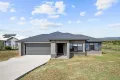 Property photo of 15 Ridgevale Drive Regency Downs QLD 4341