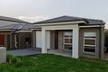 Property photo of 32 Ardennes Avenue Edmondson Park NSW 2174