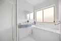 Property photo of 5 Cobblestone Green Caroline Springs VIC 3023