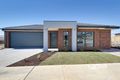 Property photo of 15 Barkers Crescent Mickleham VIC 3064