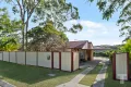 Property photo of 11 Moeller Place Mansfield QLD 4122