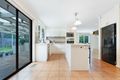 Property photo of 8 Yarrow Court Berwick VIC 3806