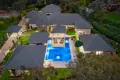 Property photo of 192-194 Berringa Road Park Orchards VIC 3114